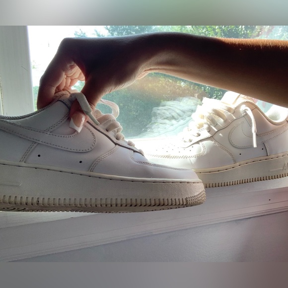 Nike Air Force 1 - Picture 3 of 7